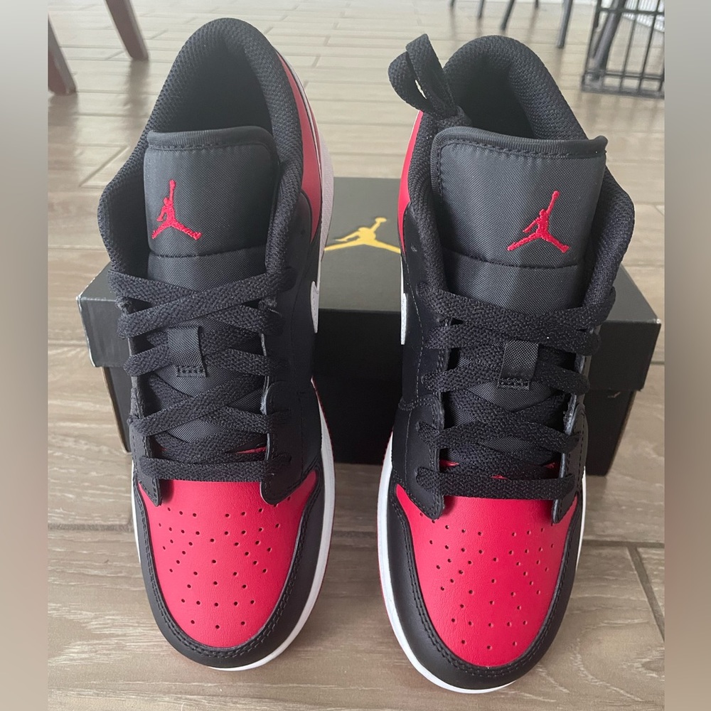 Air Jordan 1 low